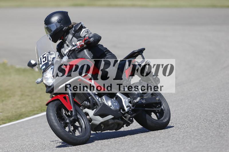 /15 22.05.2026  Plüss Moto Sport  Discover the Bike ADR /Gruppe gruen - Bike 1/45